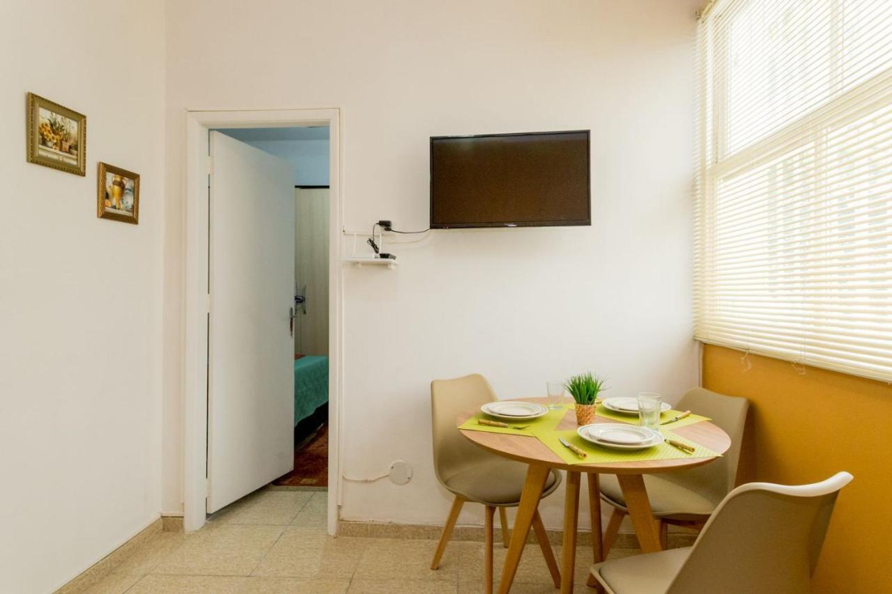 Conforto E Relax, Caminhando Para A Praia De Copacabana, Quarto E Sala, Completo, Com Wi Fi, Cozinha, Ar Condicionado Рио-де-Жанейро Экстерьер фото